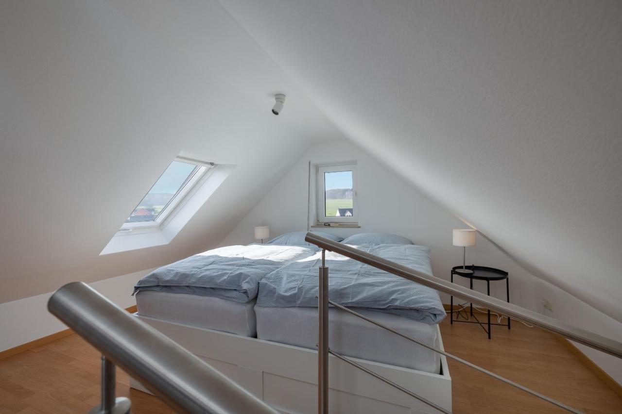 Ferienwohnung Julia - Klimatisiert Wolken Buitenkant foto